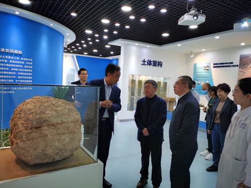 https://news.nwu.edu.cn/__local/C/0B/58/DF6C429F2E001EE36124EA26006_80C65C9D_6B6EF.jpg